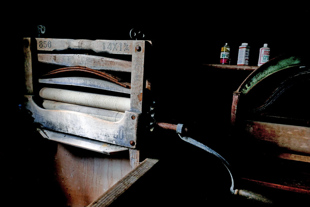 Comparing appliance repair versus replacement