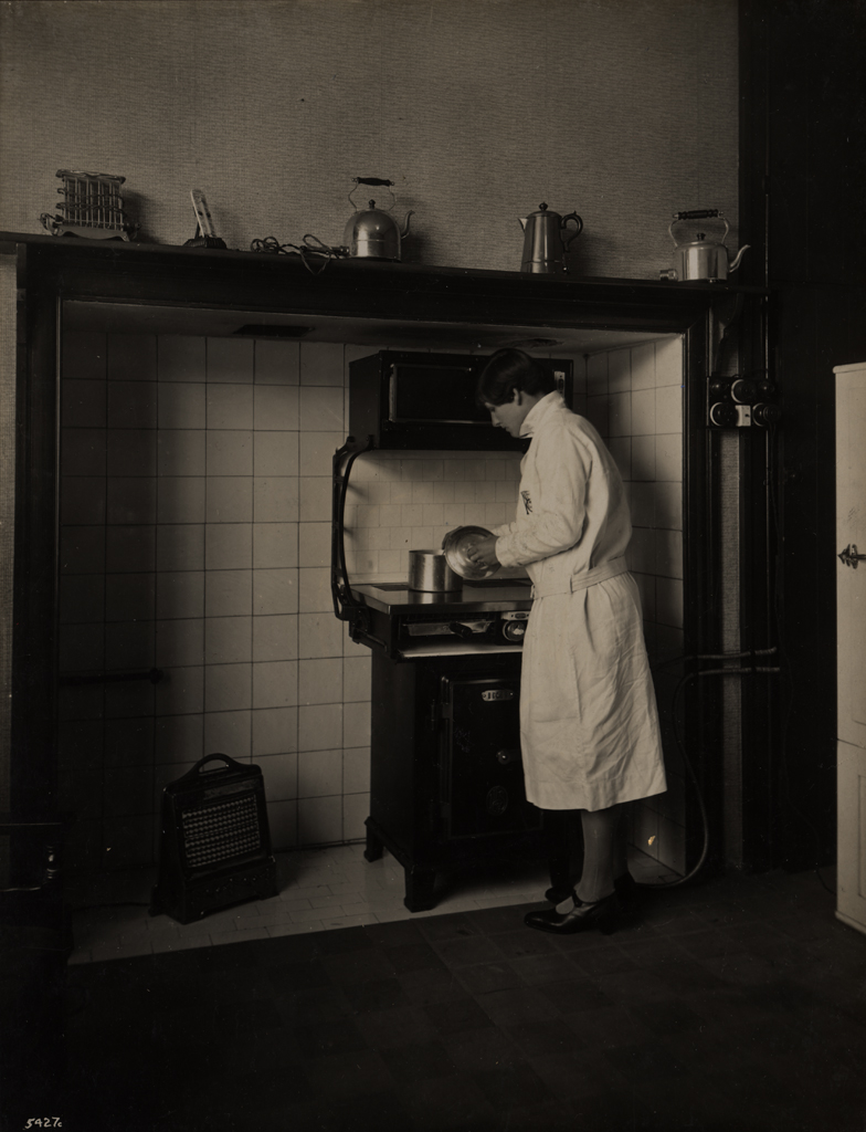 Refrigerator and range in a Falls Church kitchen