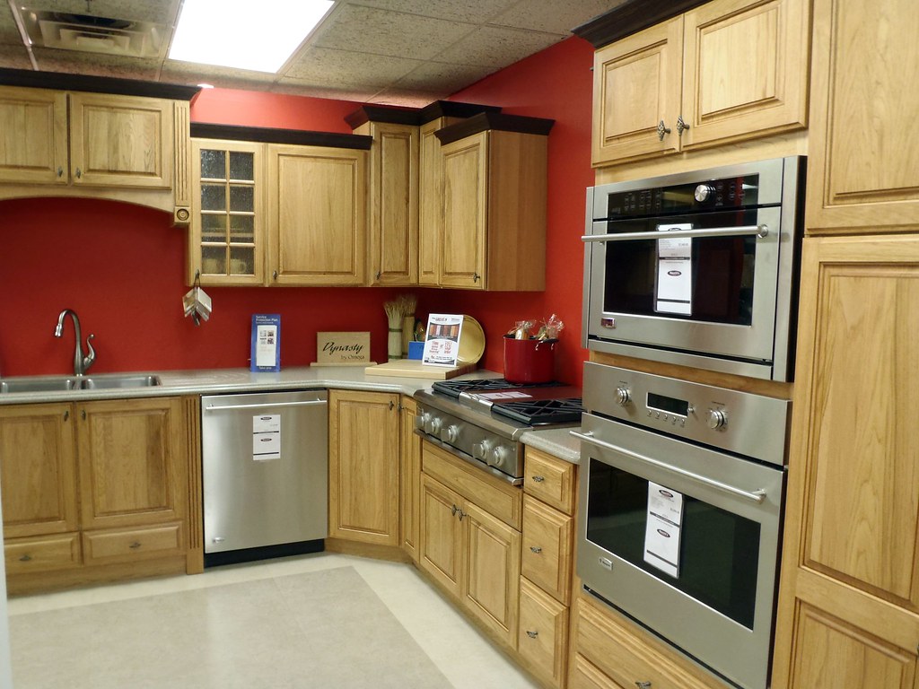 Microwave in a Falls Church kitchen